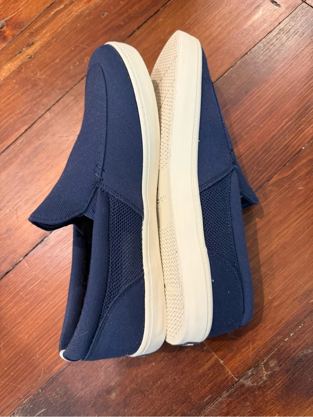Sperry classic slip